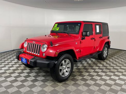 Used 2018 Jeep Wrangler Unlimited Sahara w/ Max Tow Package AWD/4WD image 1