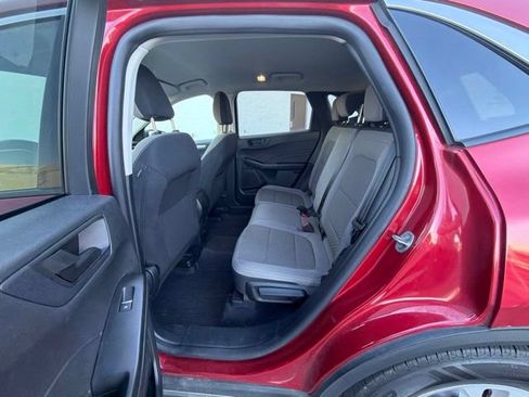 Used 2022 Ford Escape SE FWD image 8