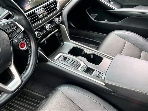Used 2020 Honda Accord Sport image 15