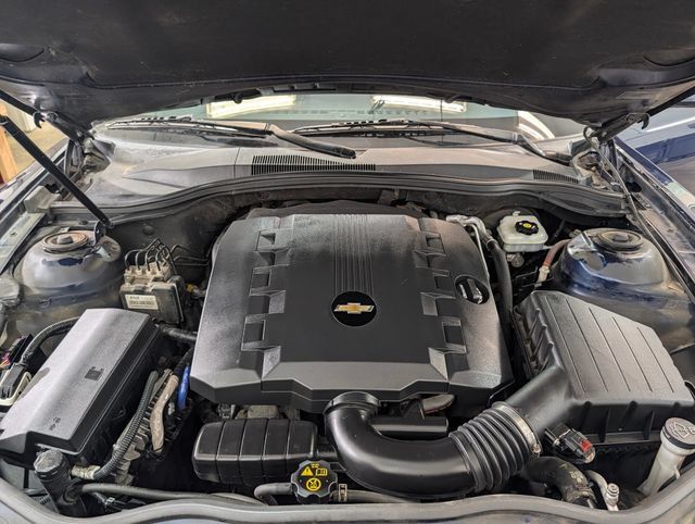 Used 2012 Chevrolet Camaro LS RWD image 9