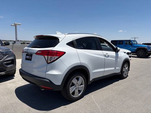 Used 2019 Honda HR-V EX-L image 2