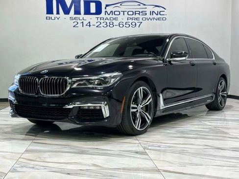 Used 2017 BMW 750i xDrive AWD/4WD image 2