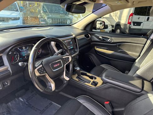 Used 2019 GMC Acadia Denali w/ Technology Package image 12