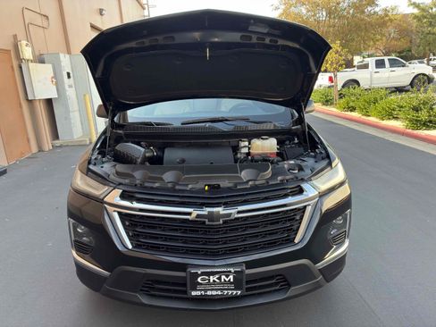 Used 2022 Chevrolet Traverse LS FWD image 64