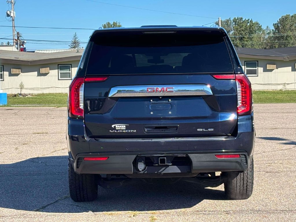 Used 2022 GMC Yukon XL SLE w/ Gmc Pro Safety Plus Package AWD/4WD image 31