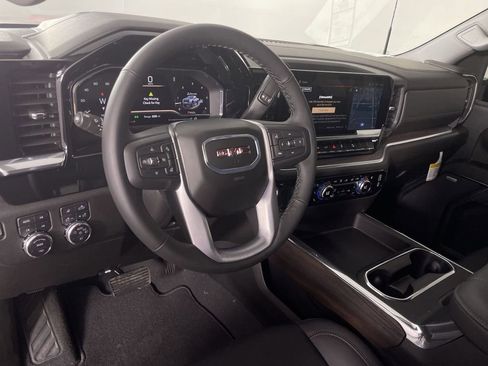 New 2025 GMC Sierra 2500 SLT w/ SLT Premium Package AWD/4WD image 10