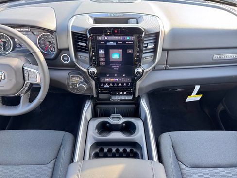 New 2026 RAM 1500 4x4 Crew Cab image 12