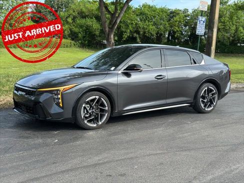 Used 2025 Kia K4 GT-Line w/ GT-Line Premium Package FWD image 2