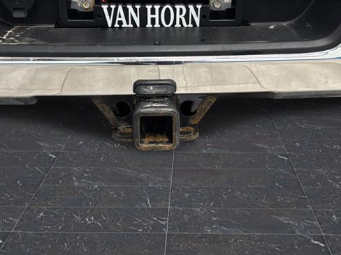 Used 2023 Chevrolet Silverado 1500 LT AWD/4WD image 34