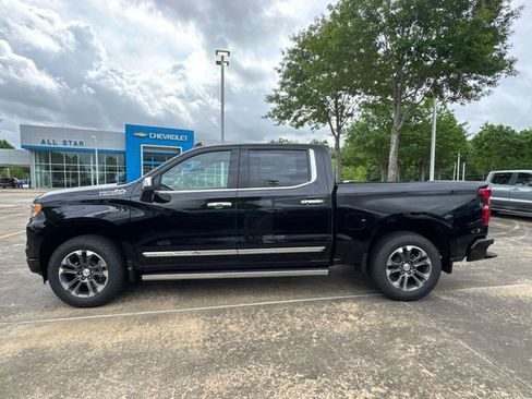 New 2026 Chevrolet Silverado 1500 High Country w/ Technology Package AWD/4WD image 5