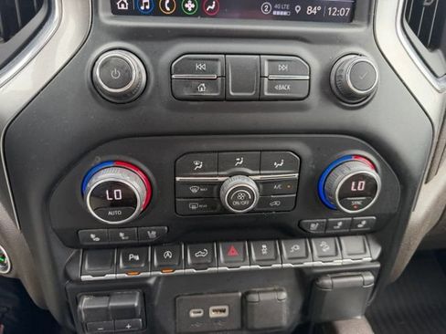 Certified 2022 Chevrolet Silverado 1500 LTZ AWD/4WD image 25