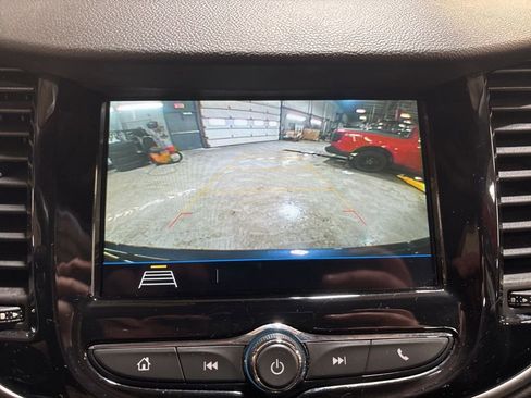 Used 2018 Chevrolet Trax LS image 26