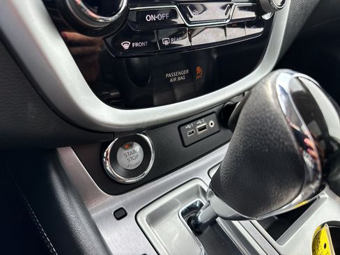 Used 2020 Nissan Murano SL w/ Moonroof Package AWD/4WD image 20