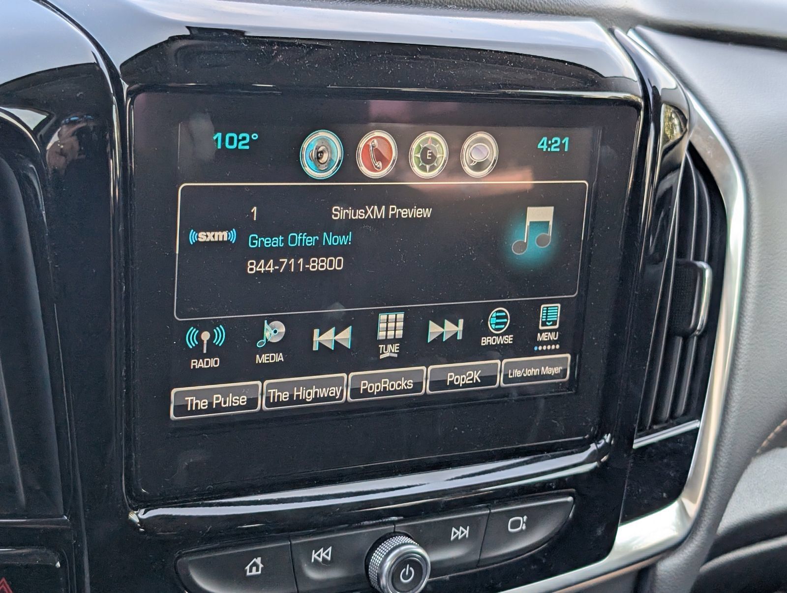 Used 2018 Chevrolet Traverse LT FWD image 7
