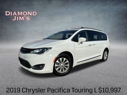 Used 2019 Chrysler Pacifica Touring-L