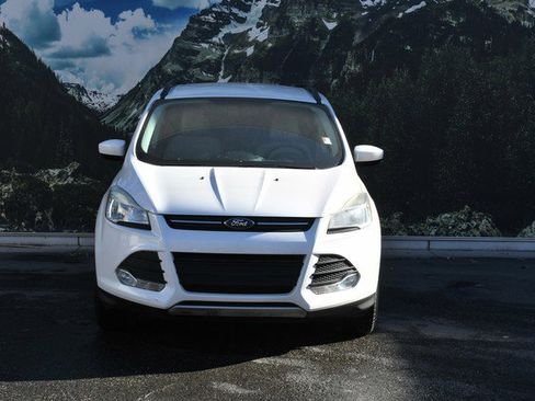 Used 2015 Ford Escape SE image 5