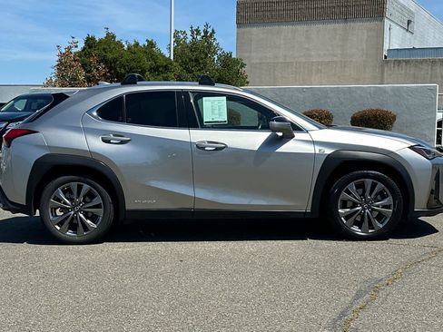 Used 2019 Lexus UX 250h F Sport w/ F Sport Premium Package AWD/4WD image 6
