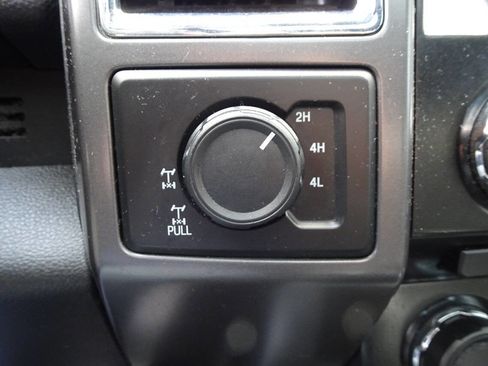 Used 2016 Ford F150 XLT w/ Equipment Group 302A Luxury image 26