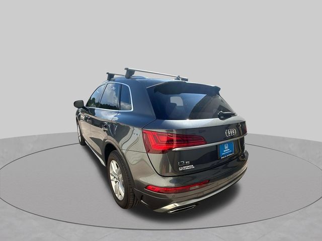 Used 2023 Audi Q5 2.0T Premium w/ Convenience Package AWD/4WD image 4