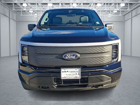 Used 2025 Ford F150 Lightning Flash image 7