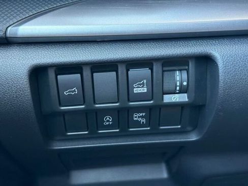 Used 2020 Subaru Forester Premium AWD/4WD image 33