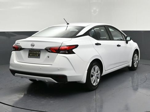 Certified 2025 Nissan Versa S w/ Trunk Package image 4