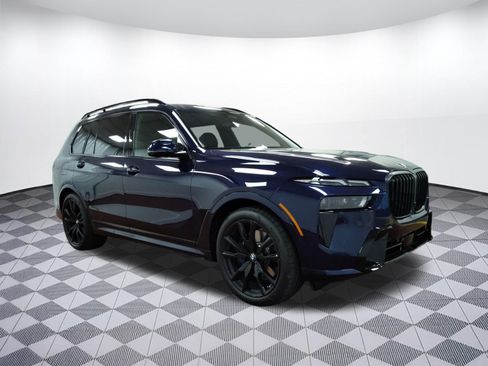 Used 2026 BMW X7 xDrive40i w/ M Sport Package AWD/4WD image 6
