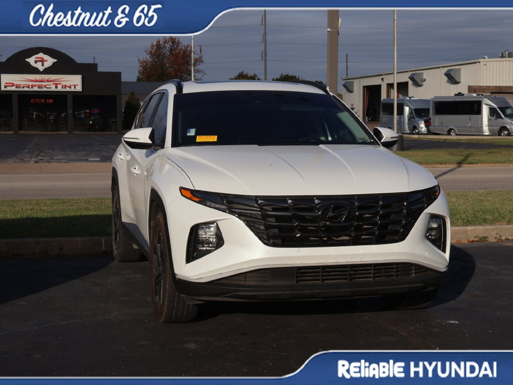 Used 2022 Hyundai Tucson SEL w/ Convenience + Premium Package FWD image 4