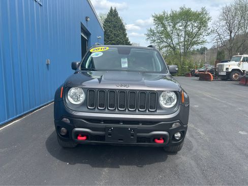 Used 2018 Jeep Renegade Trailhawk AWD/4WD image 12
