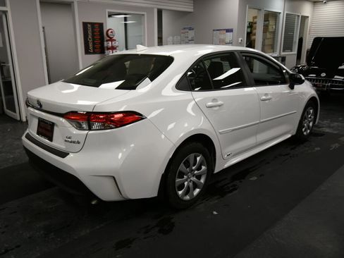 Certified 2024 Toyota Corolla LE image 7