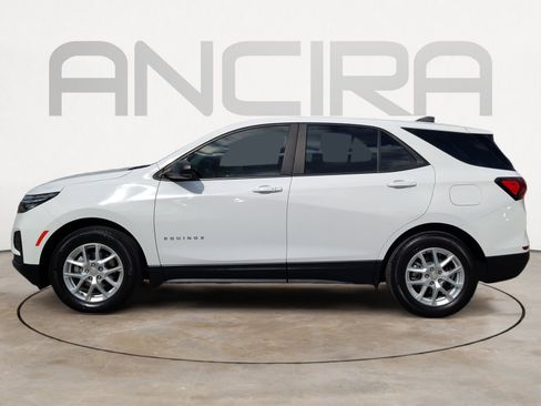 Used 2024 Chevrolet Equinox LS FWD image 11