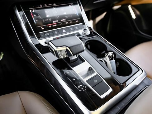 Used 2021 Audi Q7 3.0T Premium w/ Convenience Package image 27