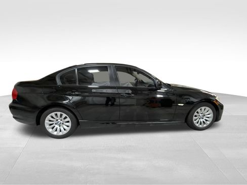Used 2009 BMW 328i Sedan RWD image 4