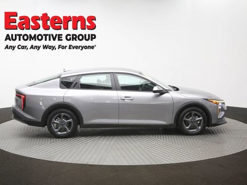 Used 2025 Kia K4 FWD image 43