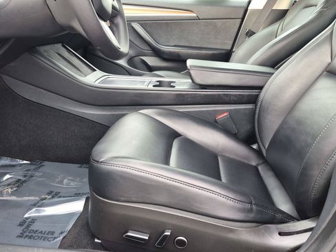 Used 2023 Tesla Model 3 Standard Range RWD image 18