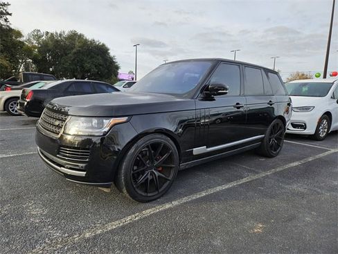 Used 2017 Land Rover Range Rover image 3