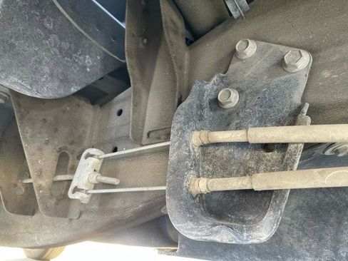 Used 2000 Chevrolet Silverado 2500 LS image 59