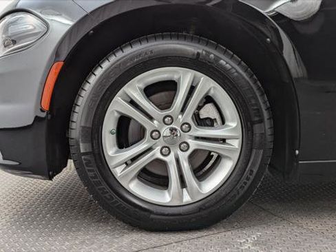 Used 2022 Dodge Charger SXT w/ Plus Group image 30