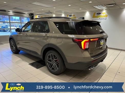 New 2026 Ford Explorer ST w/ Sun And Sound Package image 25