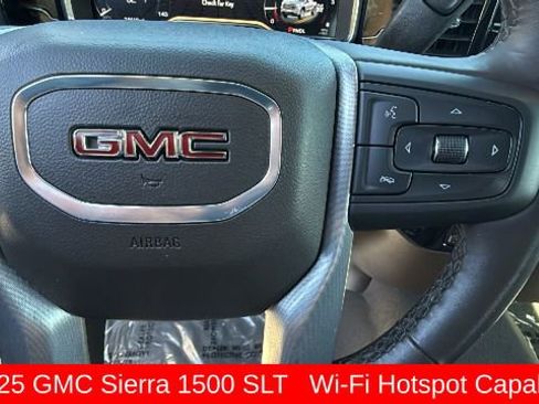 Used 2025 GMC Sierra 1500 SLT AWD/4WD image 20