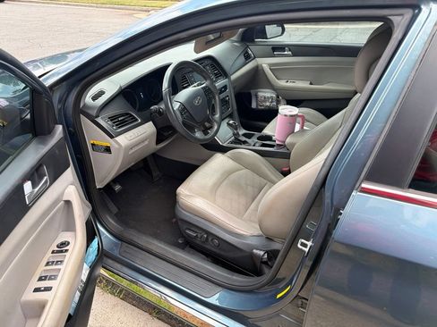 Used 2015 Hyundai Sonata Sport w/ Option Group 03 FWD image 15