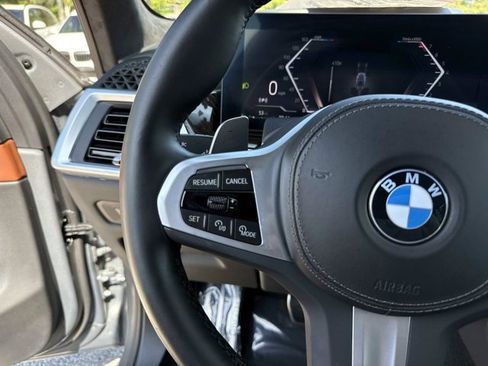 Used 2024 BMW X5 sDrive40i w/ M Sport Package RWD image 33