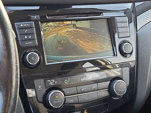 Used 2020 Nissan Rogue Sport SV w/ All-Weather Package image 24