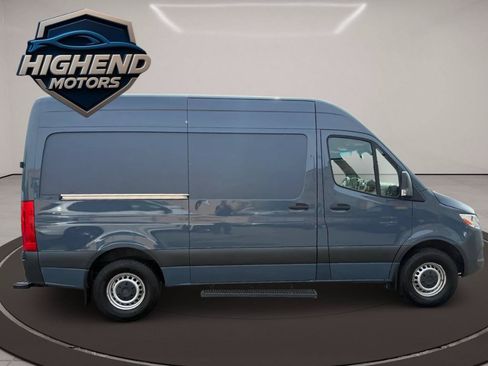 Used 2019 Mercedes-Benz Sprinter 144 image 9
