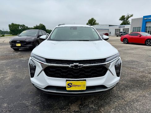 Used 2025 Chevrolet Trax LT w/ Driver Confidence Package FWD image 7