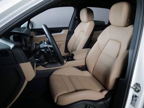 New 2026 Porsche Cayenne AWD/4WD image 5