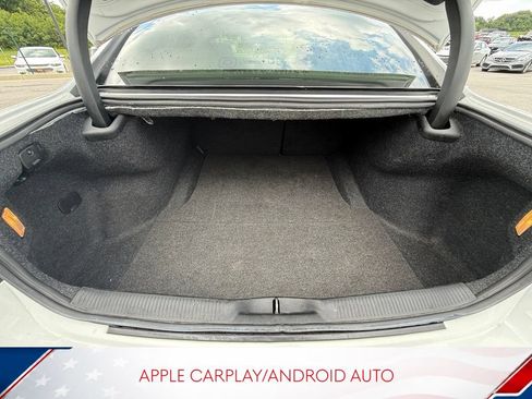 Used 2019 Dodge Charger R/T RWD image 10