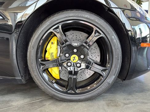 Used 2010 Ferrari California RWD image 21
