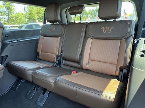 Used 2025 Ford Expedition Max King Ranch AWD/4WD image 16