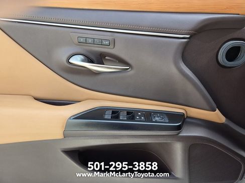 Used 2019 Lexus ES 350 w/ Accessory Package 2 FWD image 28